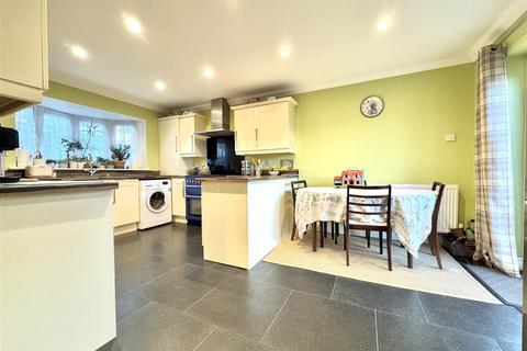 26 Austral Way, Althorne, Chelmsford, CM3 6UP