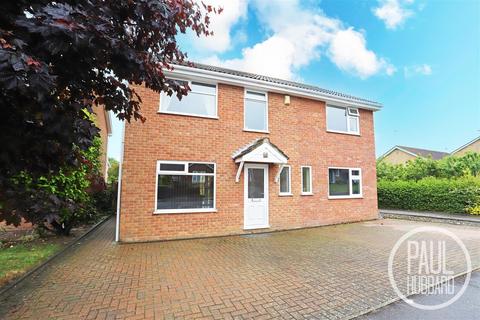45 Elmdale Drive, Carlton Colville, Lowestoft, NR33 8NB