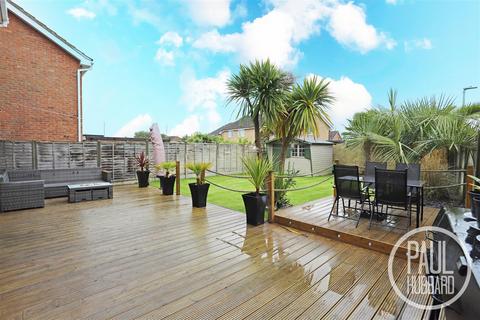 45 Elmdale Drive, Carlton Colville, Lowestoft, NR33 8NB