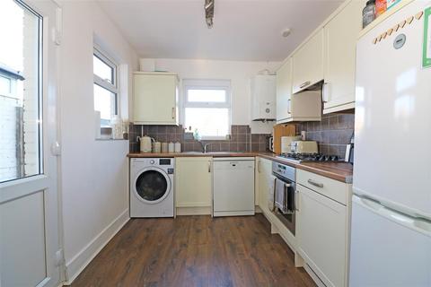 3 bedroom terraced house to rent, Sandford Road, Chelmsford
