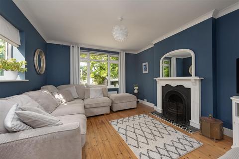 59 Castle Road, Whitstable, CT5 2ED