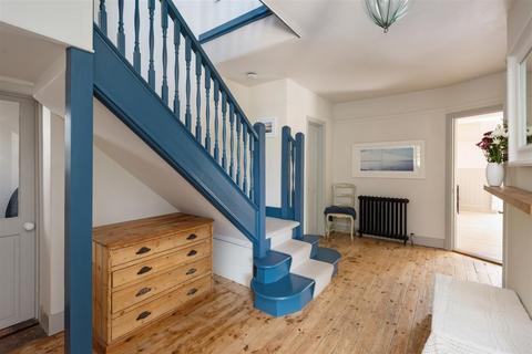 59 Castle Road, Whitstable, CT5 2ED