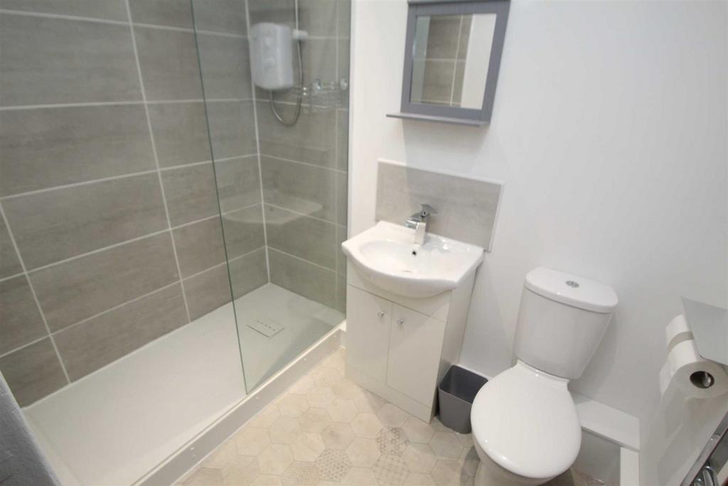 Bedroom Four En Suite