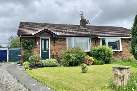 2 bedroom semi-detached bungalow for sale, Leicester Drive, Glossop