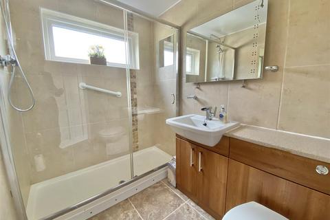 2 bedroom semi-detached bungalow for sale, Leicester Drive, Glossop