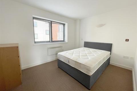 1 bedroom apartment to rent, Watermarque, Browning Street, Birmingham
