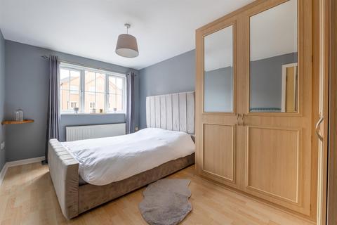2 bedroom flat for sale, Alcester Road, Stratford-Upon-Avon