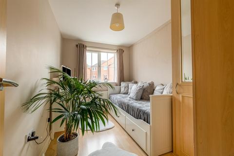 2 bedroom flat for sale, Alcester Road, Stratford-Upon-Avon