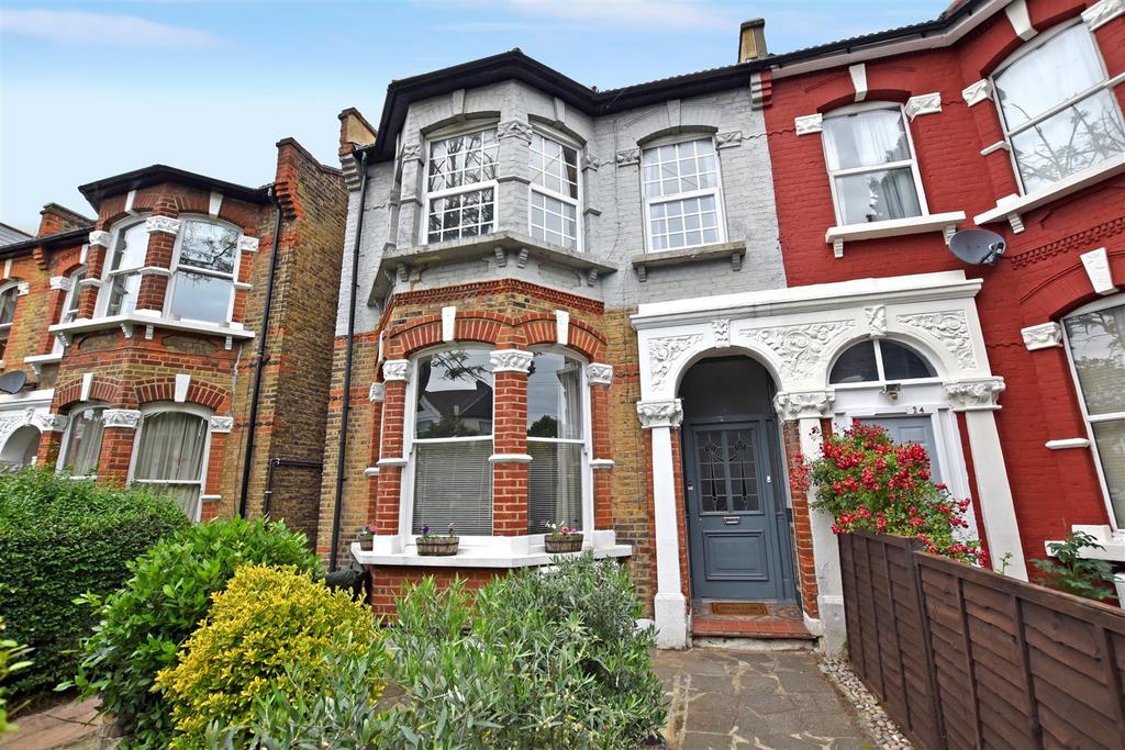 Chadwick Road, Leytonstone 2 bed flat for sale £525,000