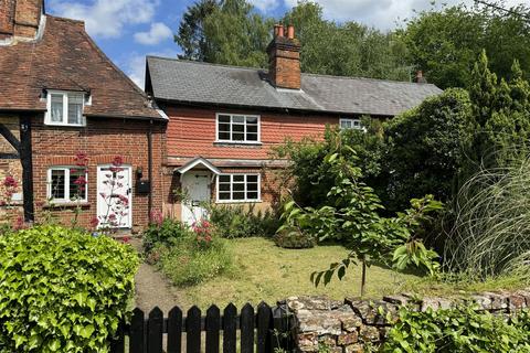 3 bedroom terraced house for sale, Binscombe, Godalming