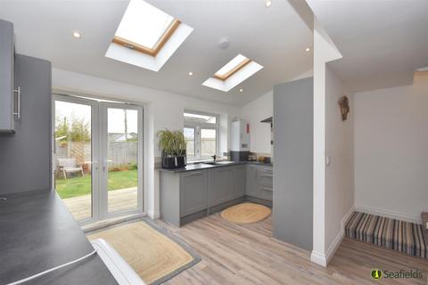 2 bedroom detached house for sale, Manna Road, Bembridge, PO35 5UX