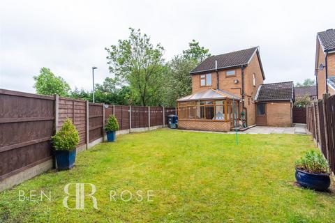 3 bedroom detached house for sale, Fernleigh, Leyland