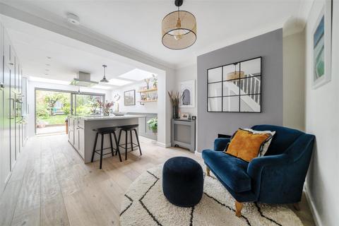 43 Lion Lane, Haslemere, GU27 1JF