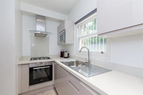 2 bedroom flat to rent, Holland Road, London