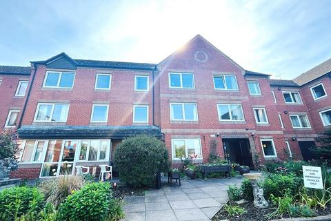 1 bedroom apartment for sale, St. Marys Road, Evesham