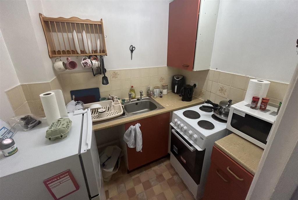 St swithens kitchen.jpeg