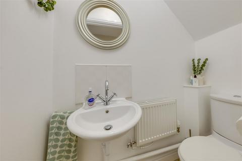 4, Spring Bank Burnley Road, Edenfield, Bury, BL0 0GF