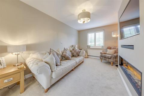4, Spring Bank Burnley Road, Edenfield, Bury, BL0 0GF