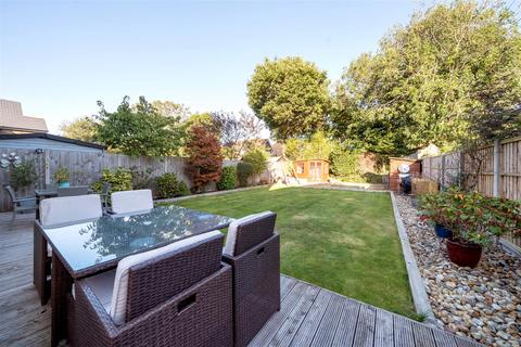 6 bedroom detached house for sale, Monckton Road, Gosport PO12