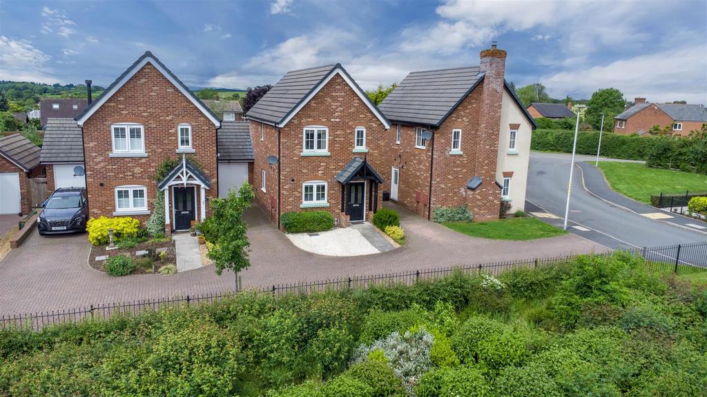 All Saints Way, Baschurch 3 bed detached house for sale £325,000