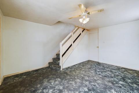 64 Ellington Drive, Basingstoke, RG22 4EZ