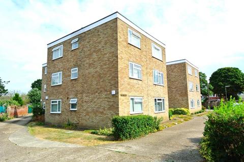 1 bedroom flat for sale, Feltham Hill Road, Ashford TW15