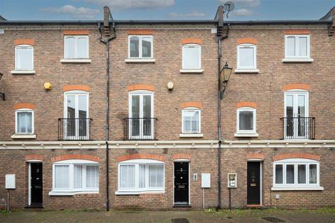 3 bedroom house for sale, Maple Mews, Maida Vale NW6