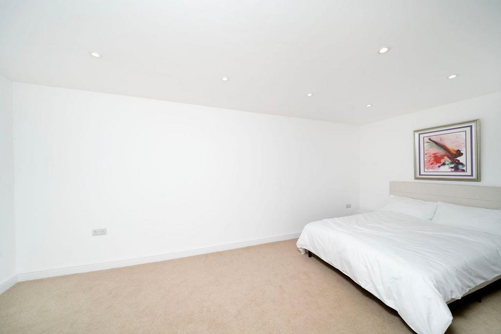 MM - Principal bedroom 2.jpeg