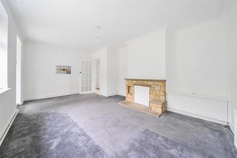 2 bedroom bungalow for sale, Medway, Crowborough