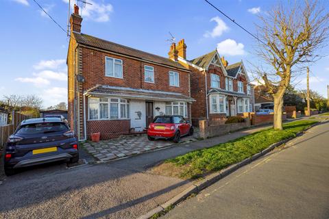 3 bedroom detached house for sale, Victory Road, Colchester CO5