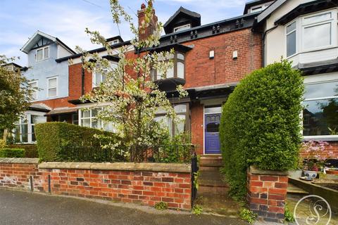 4 bedroom terraced house for sale, Methley Drive, Leeds