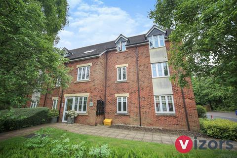 2 bedroom flat for sale, Birchfield Road, Webheath, Redditch