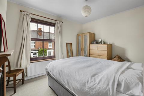 2 bedroom terraced house for sale, Queens Road, Caversham, Reading