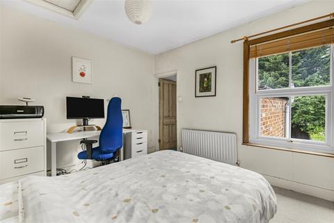 21 Queens Road, Caversham, Reading, RG4 8DN