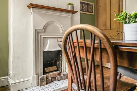 21 Queens Road, Caversham, Reading, RG4 8DN