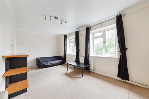 1 bedroom flat to rent, Darien Road, London SW11