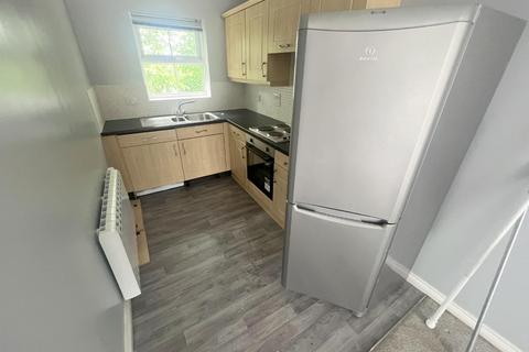 2 bedroom flat to rent, Highfield Rise, Chester Le Street