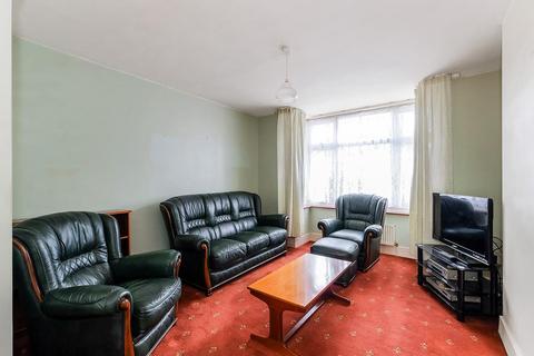 4 bedroom end of terrace house for sale, Tufton Road, London E4