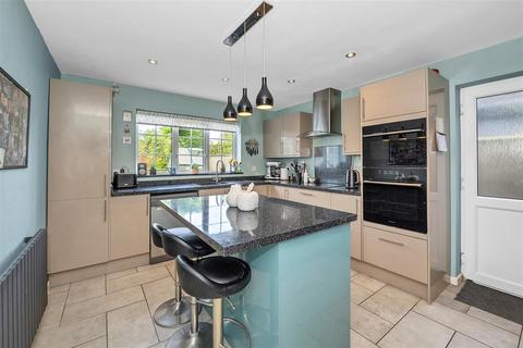 4 bedroom detached house for sale, Millfield Road, Barningham