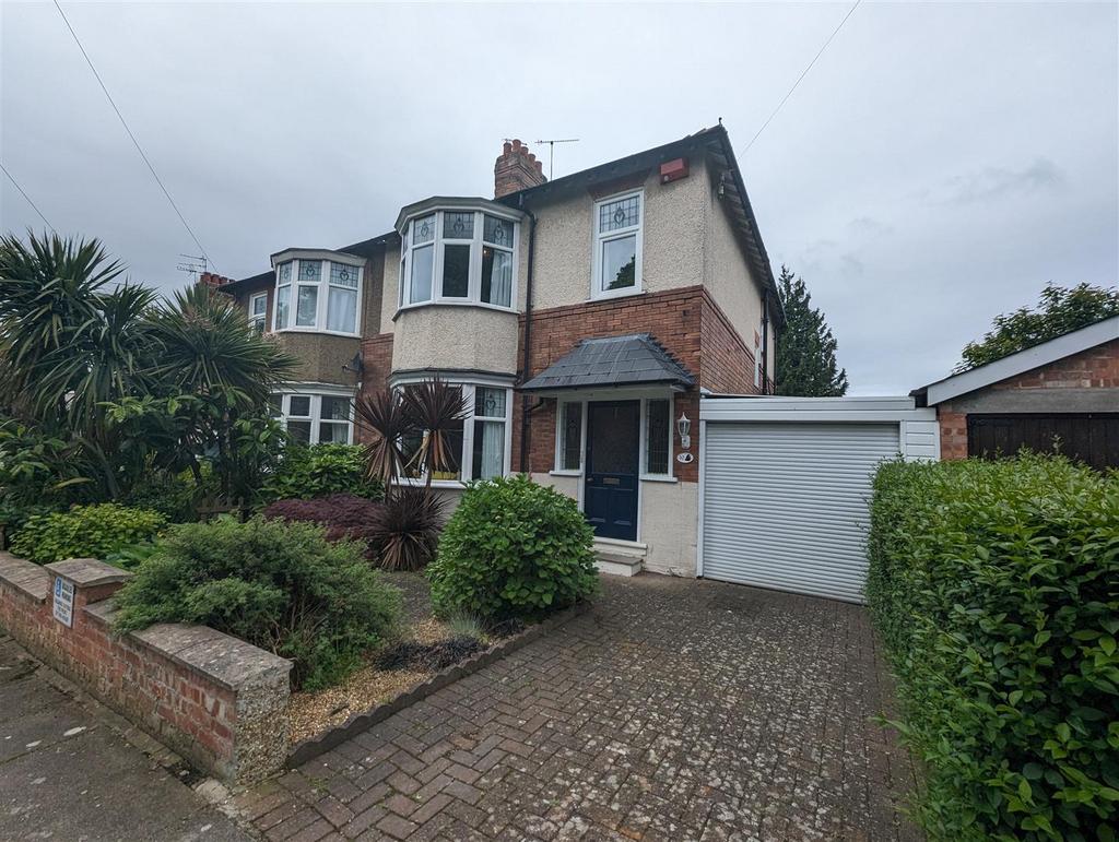 Pierremont Gardens, Darlington 3 bed semidetached house for sale £260,000