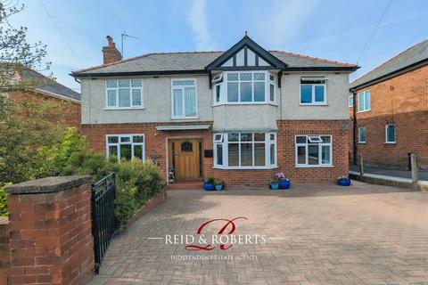 4 bedroom detached house for sale, Pen-Y-Maes Road, Holywell