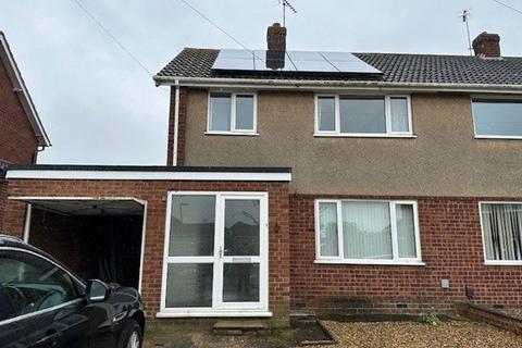 3 bedroom house to rent, Mendip Close - Kettering