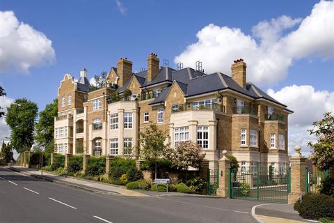 3 bedroom flat for sale, Mountview Close, NW11