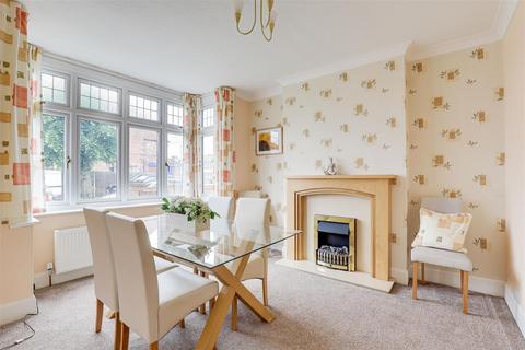 57 Blake Road, West Bridgford, Nottingham, NG2 5LD