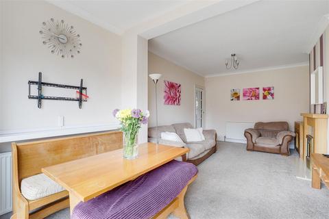 57 Blake Road, West Bridgford, Nottingham, NG2 5LD