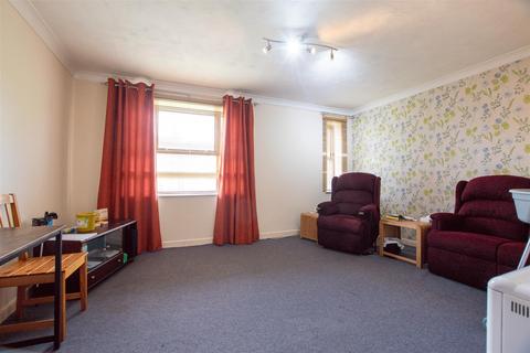 1 bedroom flat for sale, Wellingborough Road, Earls Barton, Northampton
