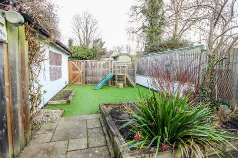 37 High Street, Little Shelford, Cambridge, CB22 5ES