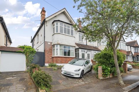 11a Salisbury Road, Carshalton, SM5 3HA