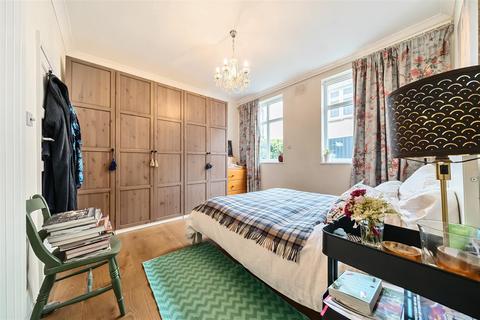 11a Salisbury Road, Carshalton, SM5 3HA