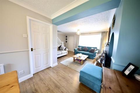 3 bedroom terraced house for sale, Elm Tree Close, Keyingham, Hull